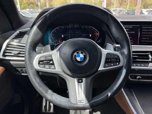 Used 2022 BMW X5 xDrive40i w/ M Sport Package image 18