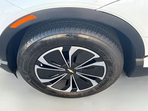 Used 2024 Chevrolet Blazer EV LT image 37