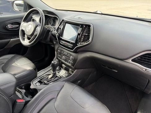 Used 2019 Jeep Cherokee Limited w/ Trailer Tow Group AWD/4WD image 20
