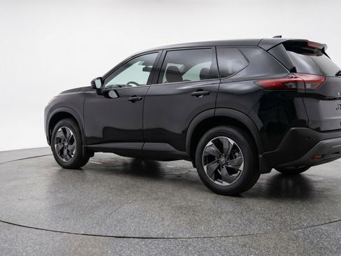 Used 2025 Nissan Rogue SV image 6