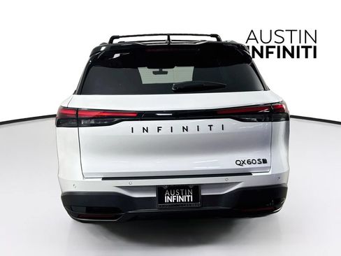 Certified 2026 INFINITI QX60 Sport w/ Dark Cargo Package AWD/4WD image 9