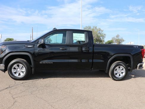 New 2026 GMC Sierra 1500 Pro w/ Trailering Package image 4