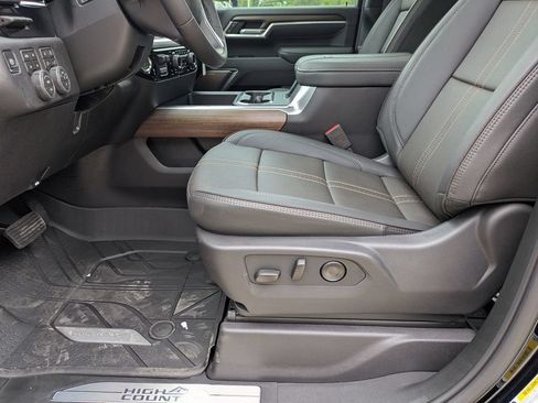 New 2026 Chevrolet Silverado 2500 High Country w/ High Country Premium Package AWD/4WD image 11