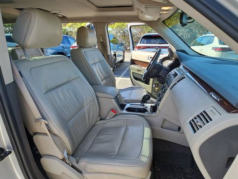 Used 2011 Ford Flex SEL w/ Rapid Spec Order Code image 15