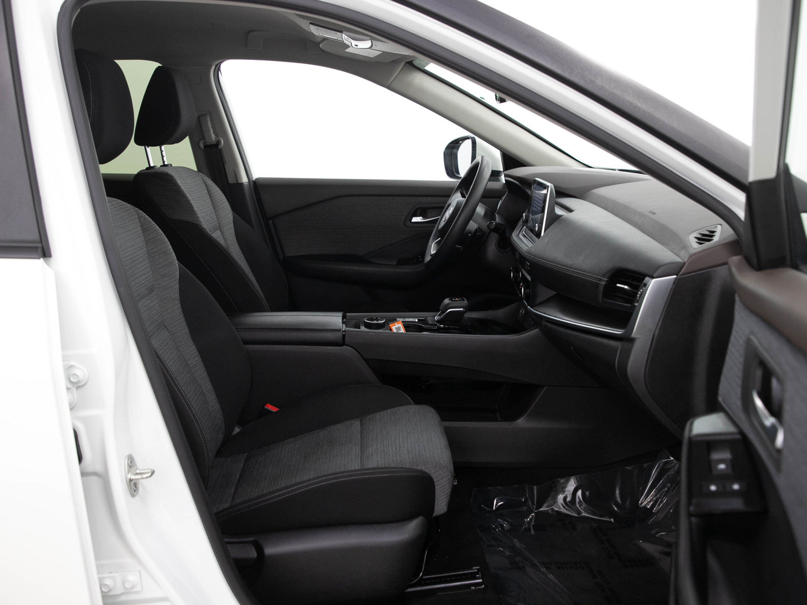 Used 2023 Nissan Rogue SV AWD/4WD image 11