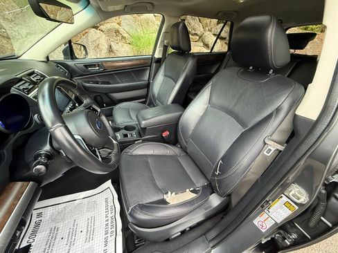 Used 2018 Subaru Outback 2.5i Limited AWD/4WD image 12