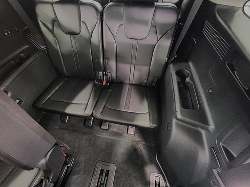 Used 2022 Kia Sorento S image 26