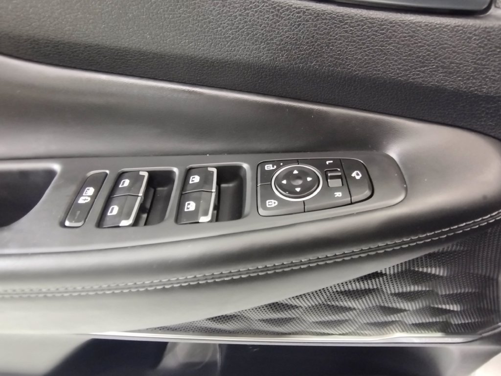 Certified 2023 Hyundai Santa Fe Limited AWD/4WD image 23