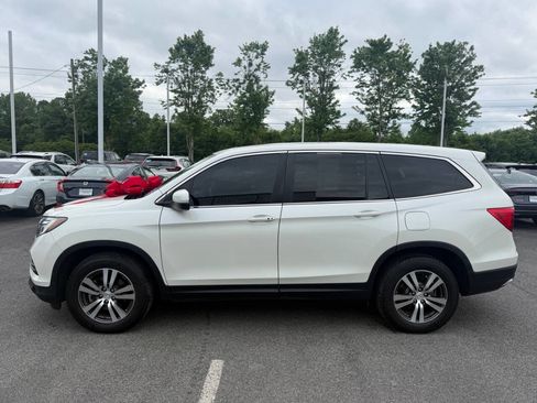 Used 2017 Honda Pilot EX-L image 3