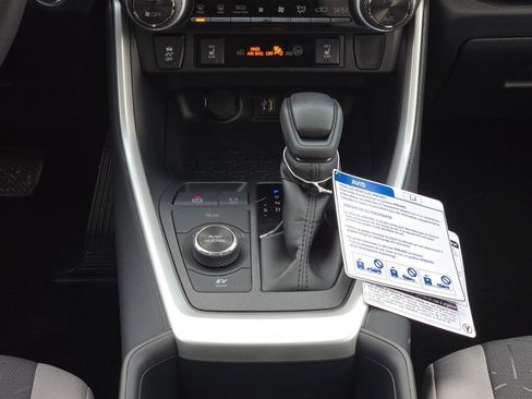 New 2025 Toyota RAV4 XLE image 25