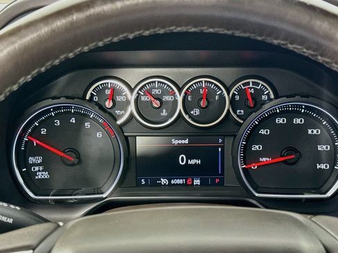Used 2021 Chevrolet Tahoe Z71 w/ Luxury Package AWD/4WD image 12