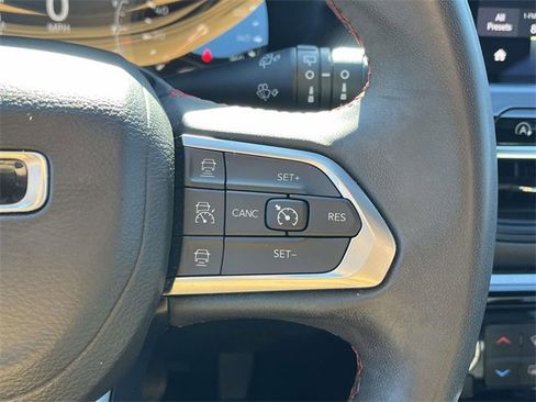 Used 2023 Jeep Compass Trailhawk image 22