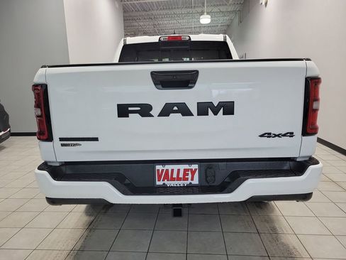 New 2025 RAM 1500 Big Horn image 5