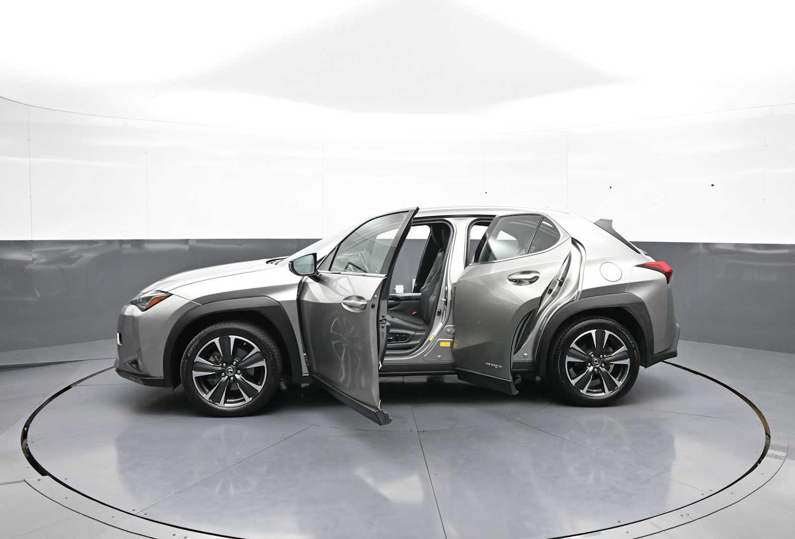Used 2020 Lexus UX 250h w/ Accessory Package 2 AWD/4WD image 42