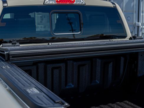 New 2025 Ford Ranger Raptor image 41