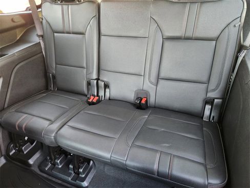 Used 2021 Chevrolet Tahoe RST w/ Luxury Package image 29