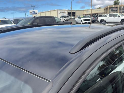 Used 2021 Volkswagen ID.4 Pro RWD image 20