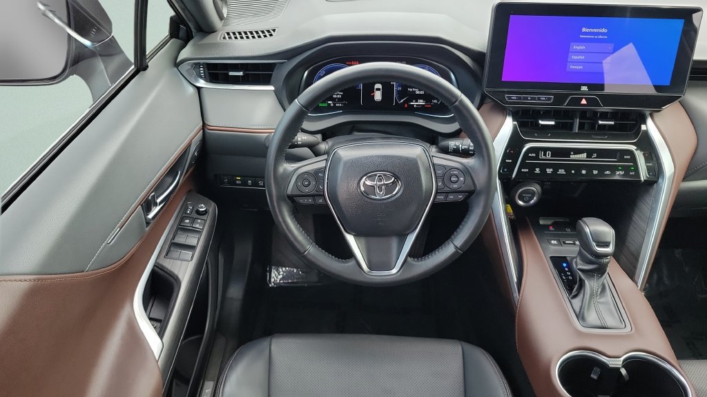 Used 2024 Toyota Venza Limited AWD/4WD image 11
