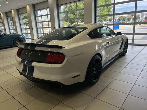 Used 2017 Ford Mustang Shelby GT350 w/ Electronics Package RWD image 4