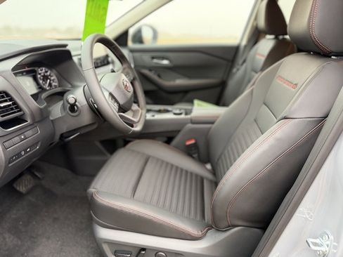 New 2026 Nissan Rogue SV w/ Rock Creek Premium Package image 9