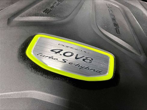 Used 2023 Porsche Cayenne Turbo S image 38