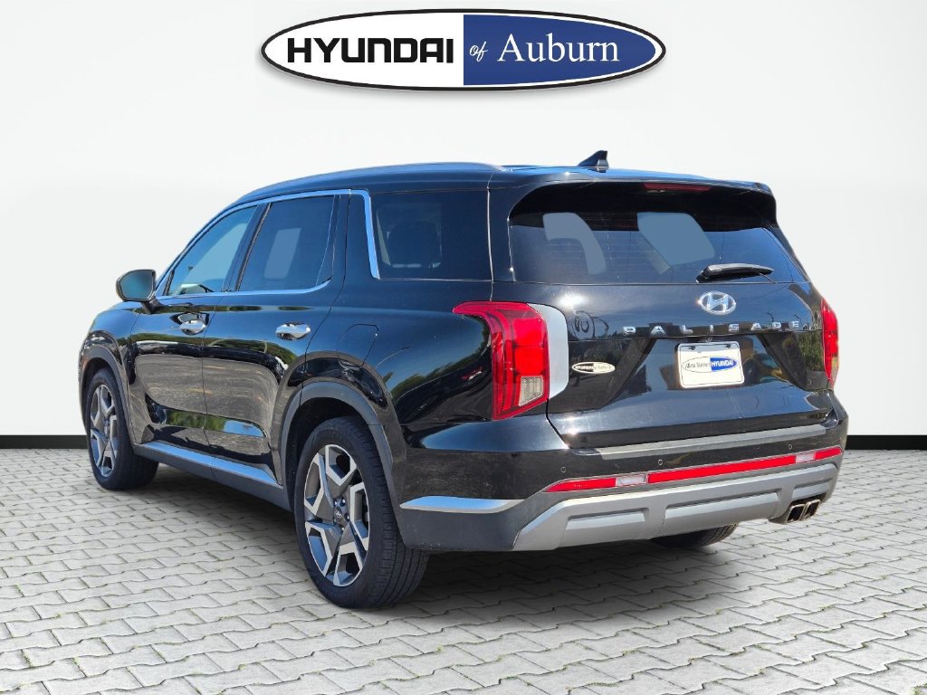 Used 2023 Hyundai Palisade SEL w/ Premium Package FWD image 9