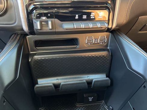 Certified 2022 RAM 1500 Limited image 21
