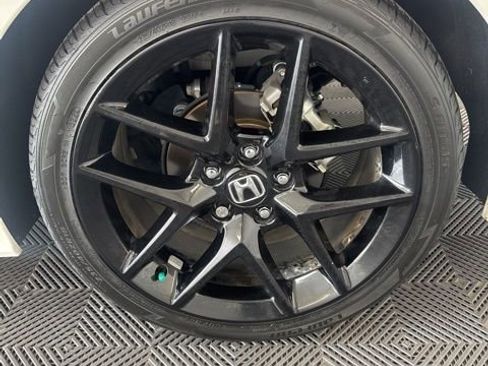 Used 2024 Honda Civic Sport image 6