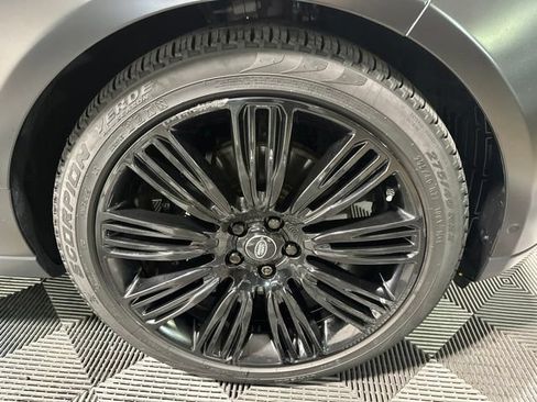 Used 2019 Land Rover Range Rover Supercharged AWD/4WD image 9