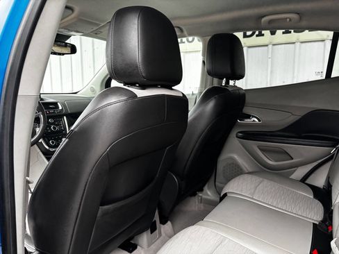 Used 2015 Buick Encore FWD image 13