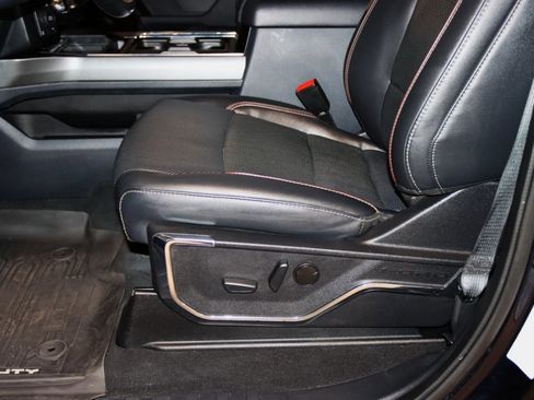 Used 2023 Ford F250 Lariat w/ Lariat Ultimate Package image 42