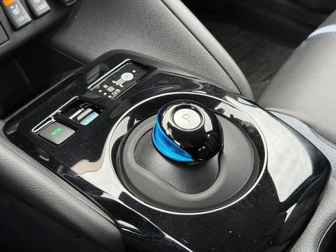Used 2022 Nissan Leaf SL Plus FWD image 18