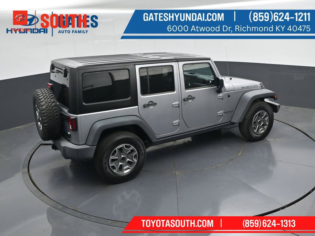 Used 2015 Jeep Wrangler Unlimited Rubicon w/ Max Tow Package AWD/4WD image 36