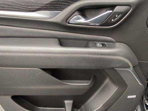 Used 2021 GMC Yukon XL Denali w/ Denali Ultimate Package image 14