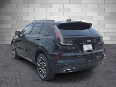 Certified 2024 Cadillac XT4 Sport FWD image 3