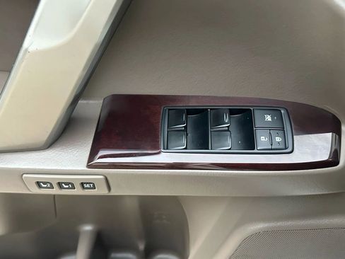 Used 2014 Lexus GX 460 Luxury image 36