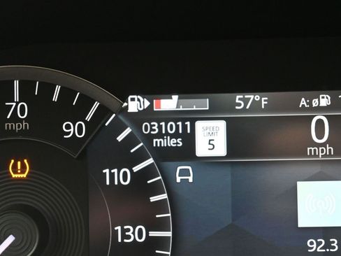 Used 2023 Land Rover Discovery Sport S R-Dynamic image 13