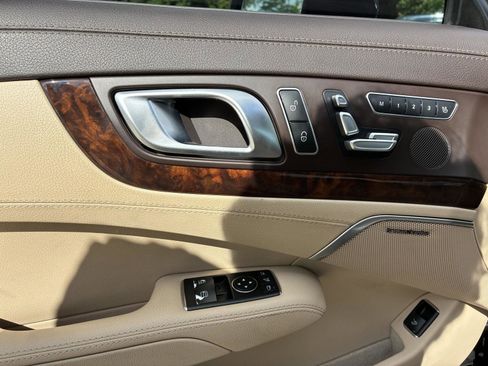 Used 2016 Mercedes-Benz SL 400 image 6