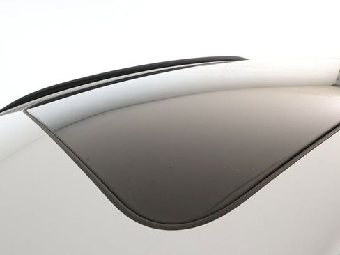 Used 2025 Porsche Macan Electric w/ Premium Package image 8