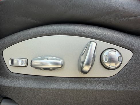Used 2024 Porsche Macan S AWD/4WD image 20