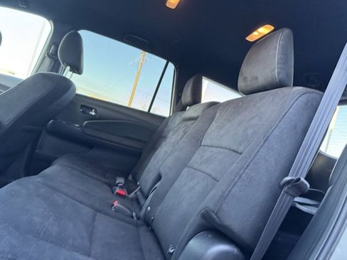 Used 2022 Honda Pilot Sport image 11