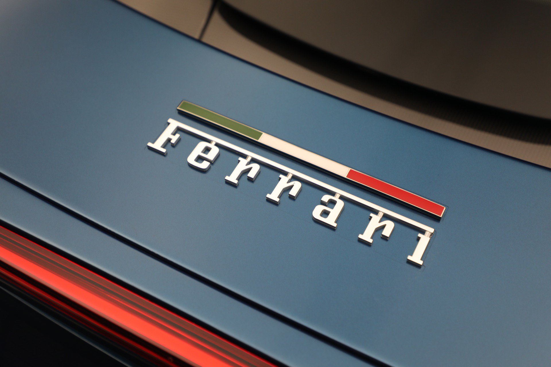 Used 2024 Ferrari SF90 Spider AWD/4WD image 26
