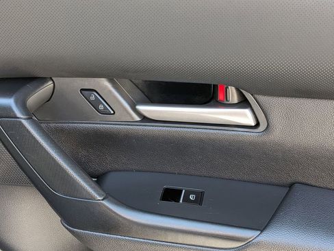 Used 2025 MAZDA CX-50 AWD 2.5 S w/ Premium Package image 35