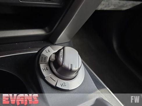 Used 2019 Toyota 4Runner SR5 Premium AWD/4WD image 11