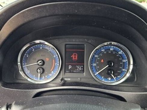 Used 2017 Toyota Corolla LE image 14