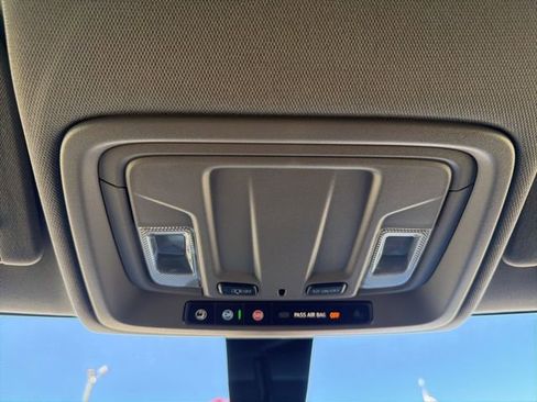 Used 2021 Chevrolet Silverado 1500 Custom image 27