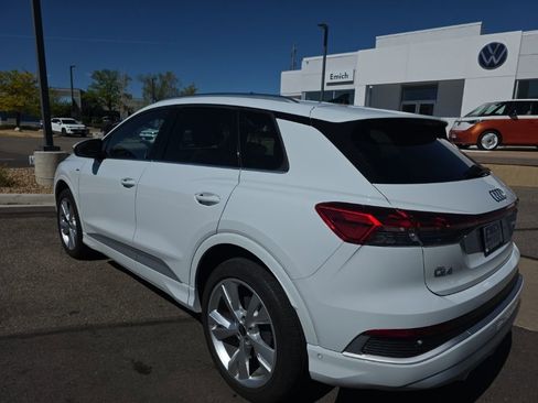 Used 2023 Audi Q4 e-tron Premium Plus w/ Premium Plus image 3