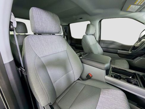 New 2026 Ford F250 XLT w/ XLT Premium Package image 29