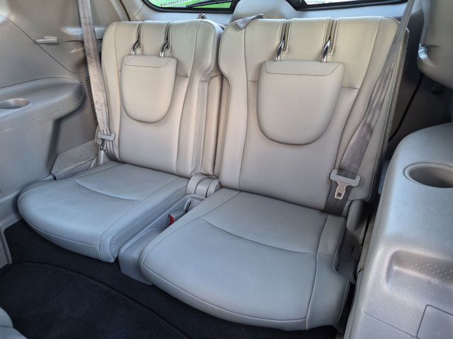 Used 2012 Toyota Highlander Limited w/ Tow Pkg FWD image 20
