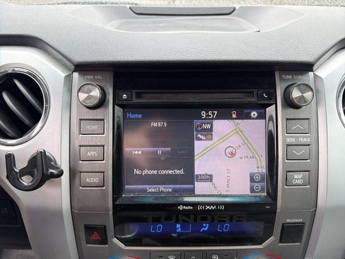 Used 2014 Toyota Tundra Limited w/ Limited Premium Package AWD/4WD image 31